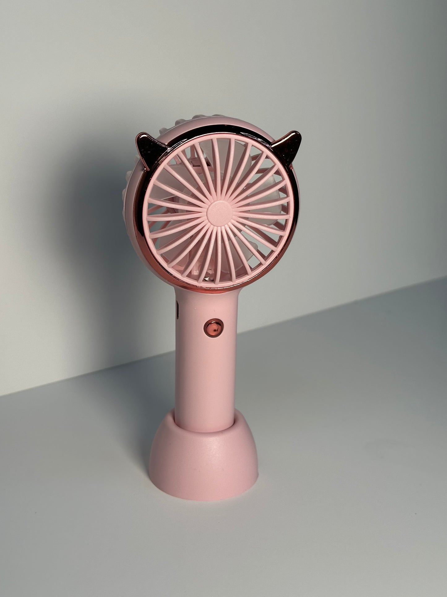 Kitty Lash Fan